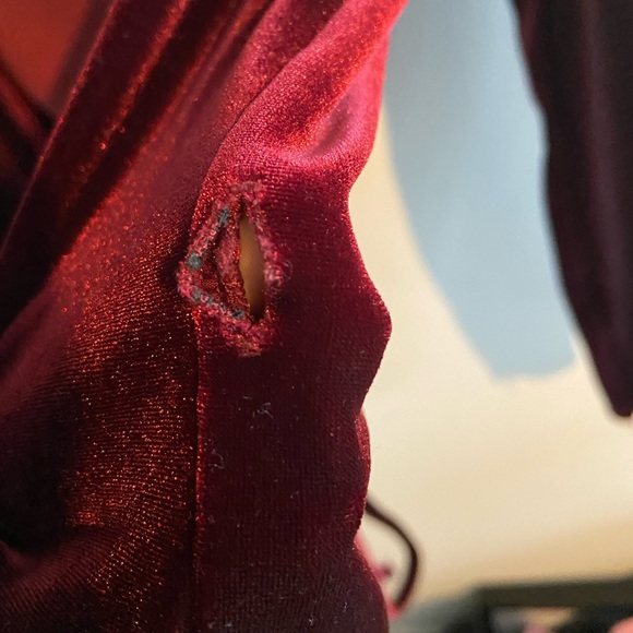 American Apparel Red Velvet Wrap Tie Waist Top - Picture 3 of 6